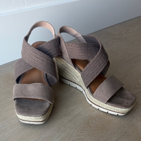 Kelly & Katie Shoes - Women’s Kellie & Katie Taupe Espadrille Wedge Sandals
